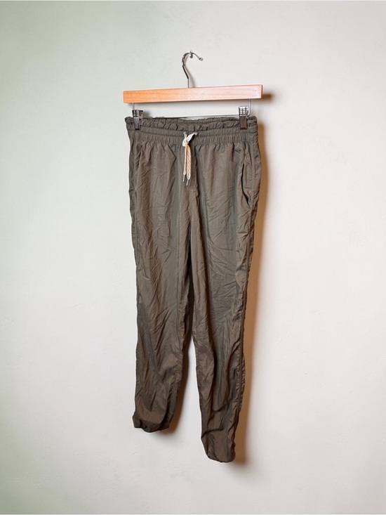 Vuori Pants - Vuori ripstop Olive Drawstring Casual Pants